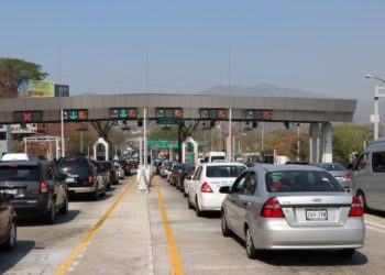 Pide alcaldesa de Acapulco que la Autopista del Sol sea gratis hasta diciembre