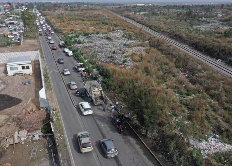 Durante Jornada de limpieza general en el Estado de México, Neza limpiará la avenida Bordo de Xochiaca