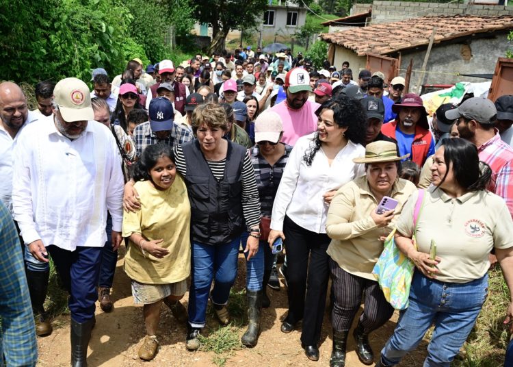 Gobernadora Delfina Gómez Álvarez recorre Tejupilco; anuncia plan de reubicación de viviendas dañadas por el desbordamiento del Río Rincón de López