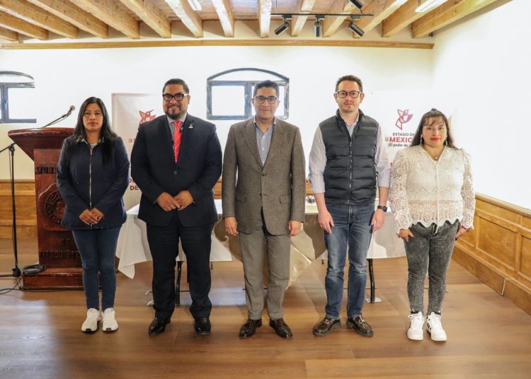 Firman Consejería Jurídica del EdoMéx y Ayuntamiento de Tianguistenco convenio en materia de verificación administrativa