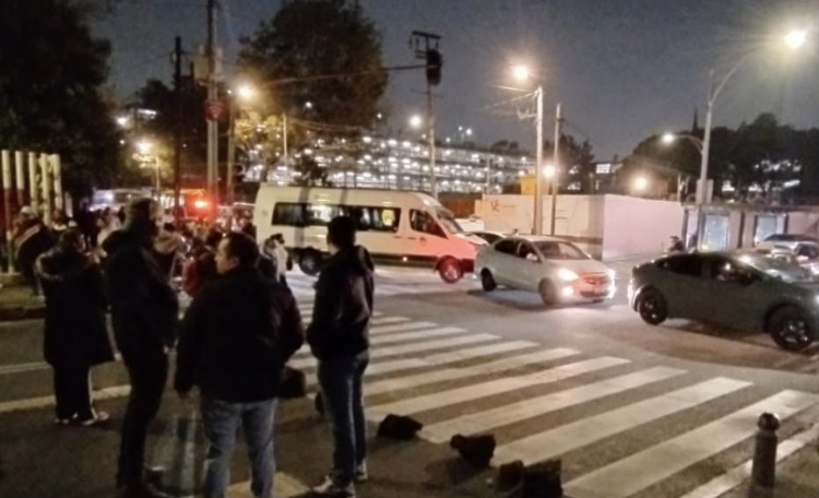 Empleados del PJF bloquean acceso a Cámara de Diputados para impedir aprobación de reforma judicial