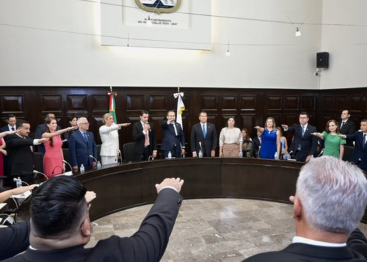 Rinde protesta Toño Astiazarán Gutiérrez como presidente municipal para el periodo 2024-2027