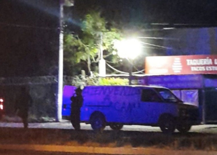 “Bienvenidos a Culiacán”: Reciben a AMLO y a Claudia Sheinbaum con una camioneta con cuerpos