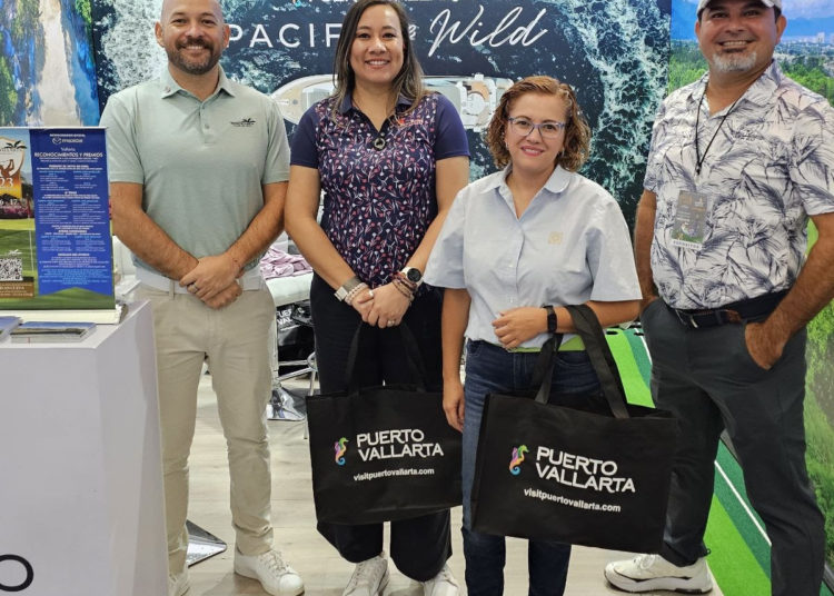 Puerto Vallarta Brilla en la Expo Golf México