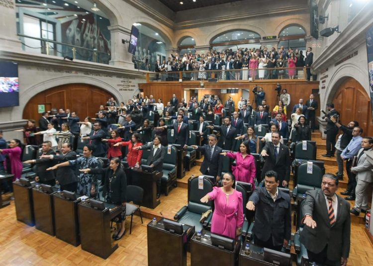 Se instala la LXII Legislatura mexiquense