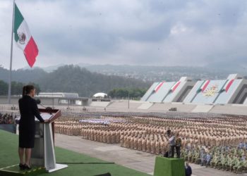“Nunca emitiré una orden que vulnere el orden constitucional o los derechos humanos de nuestro pueblo”, asegura Sheinbaum