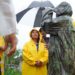 Abelina López dirige rescate de familias afectadas por inundaciones tras el huracán John en Acapulco