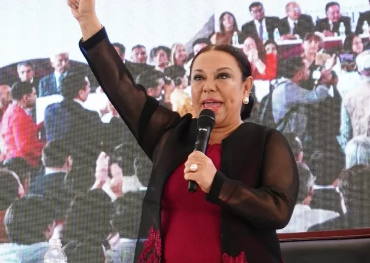 Asume Lorena García como primera alcaldesa de Tulancingo