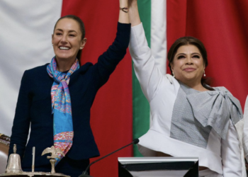 “Vamos a trabajar juntas por la ciudad” señala Sheinbaum en toma de protesta de Clara Brugada como Jefa de Gobierno de CDMX