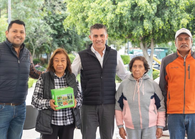 Alcalde Alfonso Sánchez encabeza entrega de apoyos a 40 familias productoras de maíz en Tlaxcala