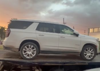 Ejército y Policía Estatal recuperan camioneta robada a alcaldesa electa de Mazatlán