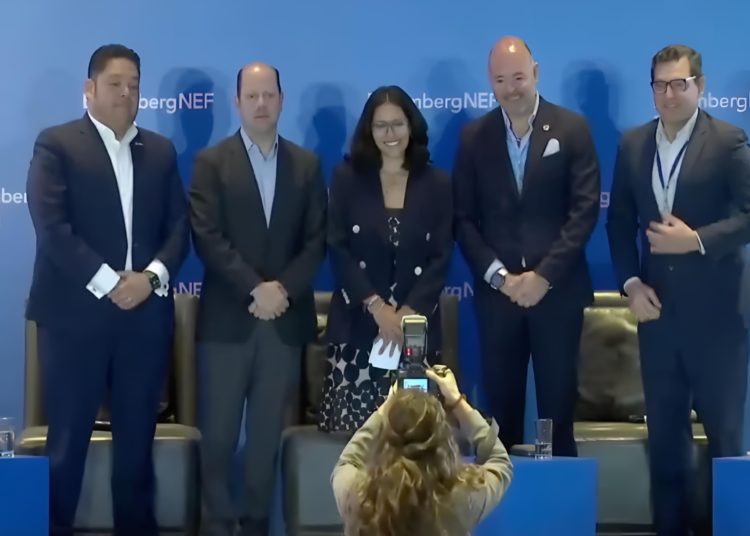 Nearshoring y descarbonización, pilares fundamentales para el desarrollo de México: Traxión