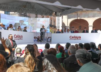 Denuncian que exalcalde de Celaya se llevó camionetas blindadas