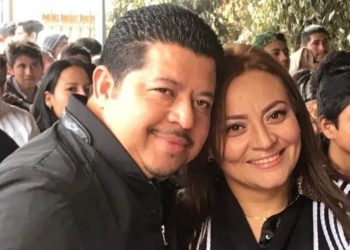 Alcalde de Comitán quiere que su esposa sea regidora