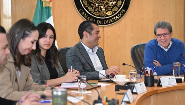 Lista para debate, reforma para desaparecer órganos autónomos, afirma Monreal