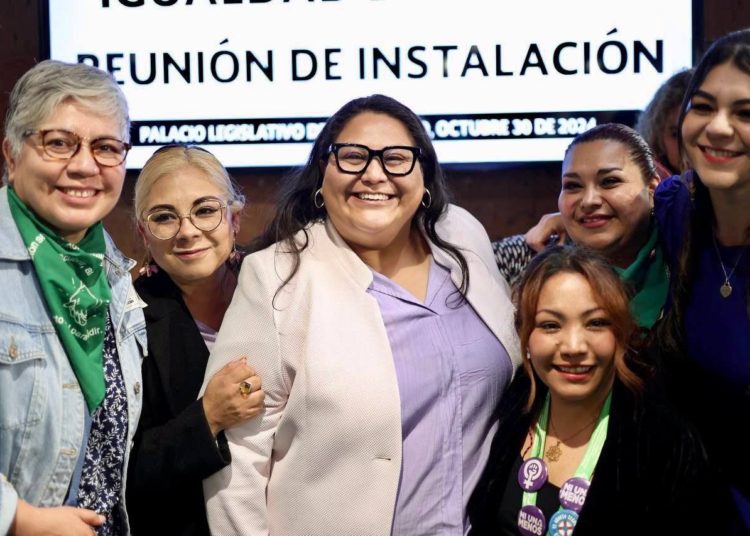 Citlalli Hernández interviene en caso de abogada acosada en Puebla; pide a Fiscalía estatal no encubrir al agresor