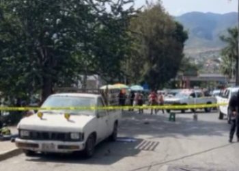 Ataque armado frente a una tienda de autoservicio en Chilpancingo deja dos muertos y cuatro heridos