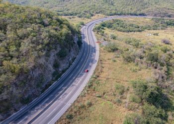 Ampliación de la carretera Colima-Manzanillo potenciará el desarrollo turístico y económico de municipios de la región