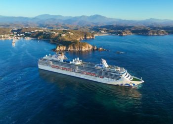 Esperan más de 52 mdp en derrama económica por arribo de cruceros en Oaxaca