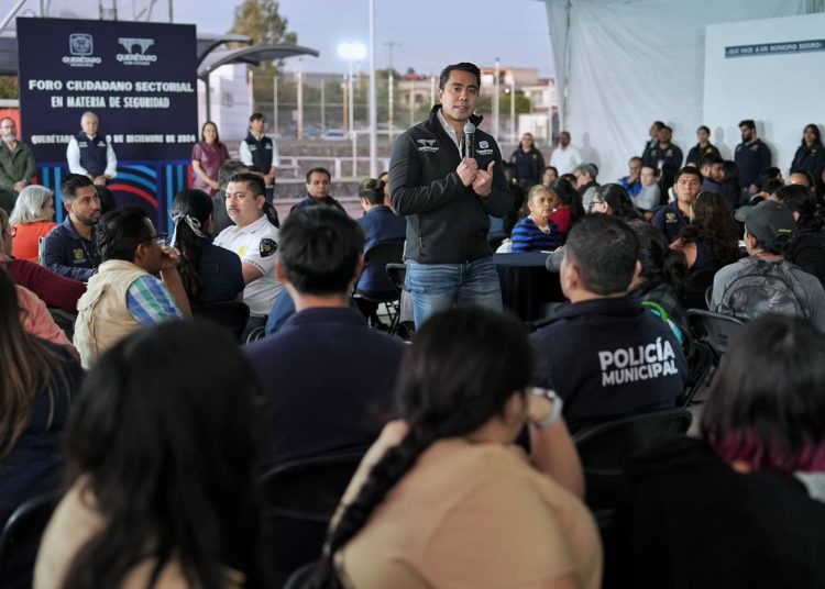 Felifer Macías celebra la posada de locatarios y comerciantes del municipio de Querétaro