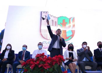 José Luis Urióstegui rinde protesta como alcalde de Cuernavaca para un segundo periodo