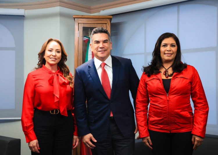 Asume Cristina Ruiz la presidencia del PRI Mexiquense