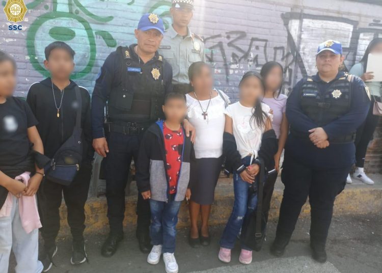 Policía capitalina auxilia a menor de edad extraviado en las inmediaciones de la Basílica de Guadalupe