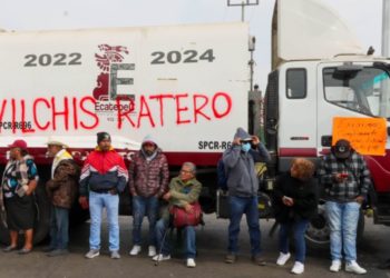 Trabajadores sostendrán bloqueo en Ecatepec hasta que les paguen: ‘No hay dinero’, responde el municipio