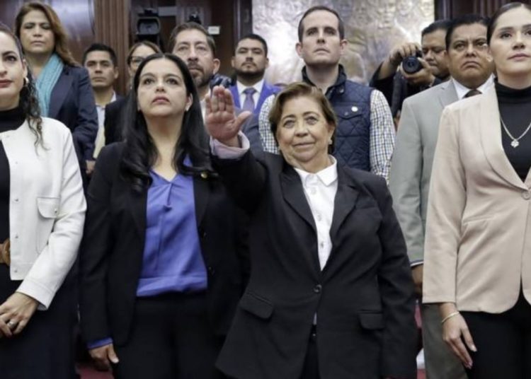 “No tengo miedo”, dice Blanca Ibarra tras asumir la presidencia municipal de Cotija