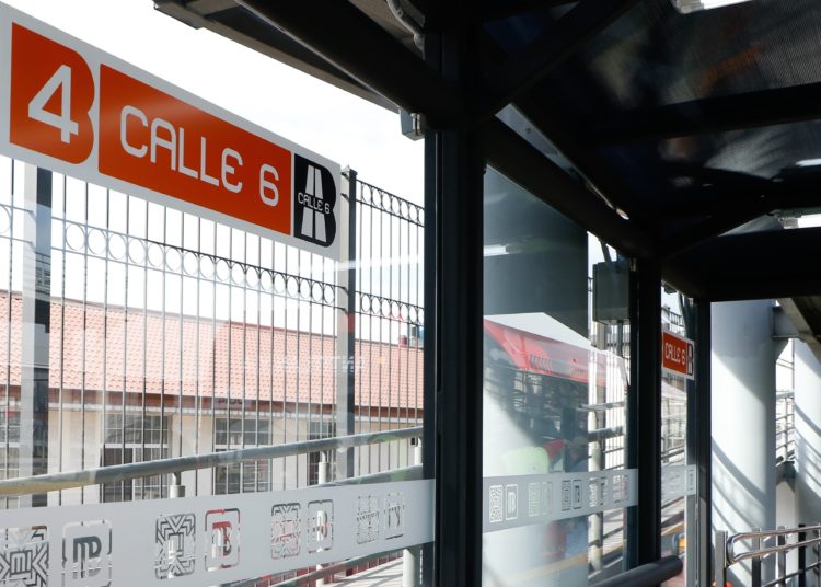 Clara Brugada inaugura estación Calle 6 del Metrobús en la Agrícola Oriental, Iztacalco