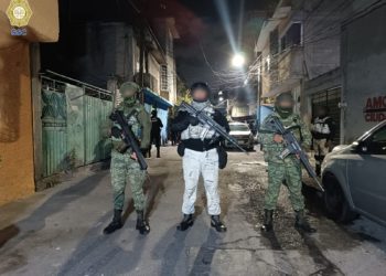 Cinco detenidos y droga incautada en operativos conjuntos en Iztapalapa
