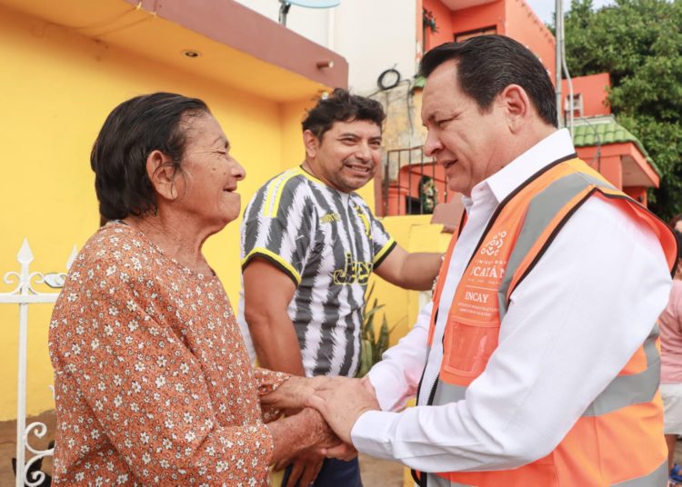 El Gobernador Joaquín Díaz Mena supervisa avances del programa “Bacheo de calles para el Bienestar de Mérida”