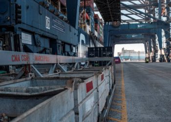 Hutchison Ports LCT maneja con éxito el buque M/V Marco Polo en su terminal