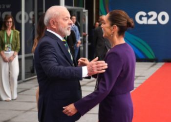 Dialogan vía telefónica Sheinbaum y Lula sobre relación con Trump