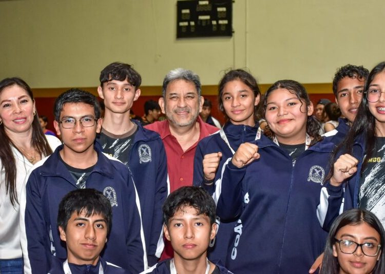 Impulsa Coatzacoalcos a deportistas que van a los Juegos Conade 2025