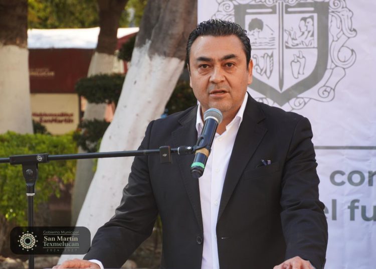 Denuncian escandalo de nepotismo del alcalde de San Martín Texmelucan, tiene a cinco familiares en nómina