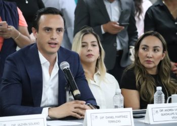 FGR debe investigar presuntos nexos de alcaldes y exfuncionarios con el crimen: Martínez Terrazas