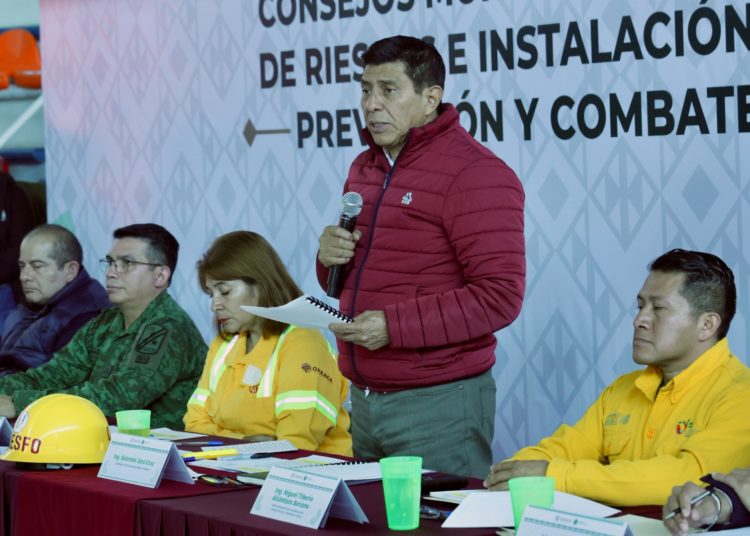 Gobierno de Oaxaca y municipios suman esfuerzos para prevenir incendios forestales en la Mixteca