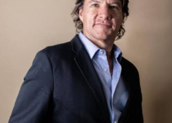 Cobranza delegada busca regular el endeudamiento de los trabajadores en México