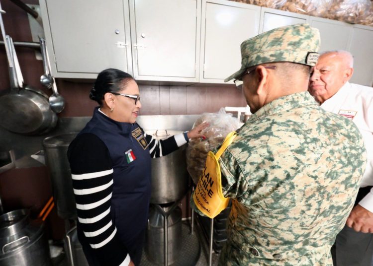 Rosa Icela Rodríguez supervisa el apoyo a connacionales repatriados en Reynosa