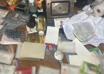 Desmantelan red de falsificación de documentos en el Centro Histórico