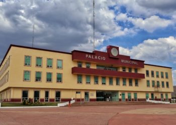 Alcaldesa Lorena García Cázares reitera puertas abiertas con colectiva mujeres del tule