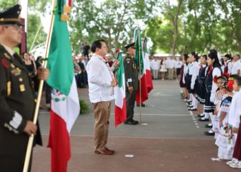 Bandera Nacional, guía en el camino hacia la transformación y bienestar