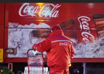 Industria Mexicana de Coca-Cola destaca su impacto económico y adopta el sello ‘Hecho en México”