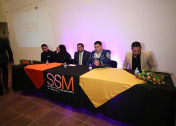 Cruz Pérez Cuéllar reafirma su apoyo a la preservación del mariachi en Ciudad Juárez