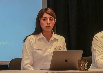 Destituyen a directora de Turismo de Tacámbaro por burlarse de joven que murió al caer de una tirolesa