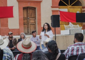 Sindicato de Cadereyta desmiente a alcaldesa morenista  muestra pruebas