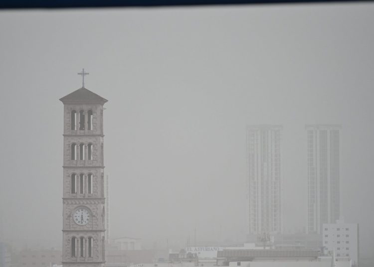 Activan contingencia ambiental en Monterrey tras muy mala calidad del aire