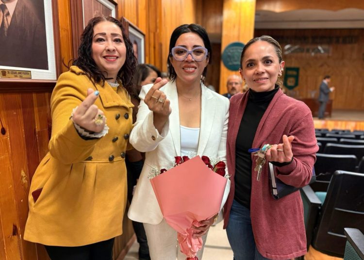 Propone Eréndira Fierro impulsar la investigación y equipar laboratorios