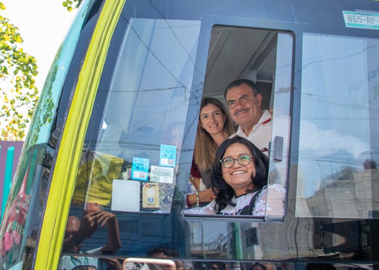 Ruta 15 de “En Ruta por la Educación” inicia operaciones en Iztapalapa